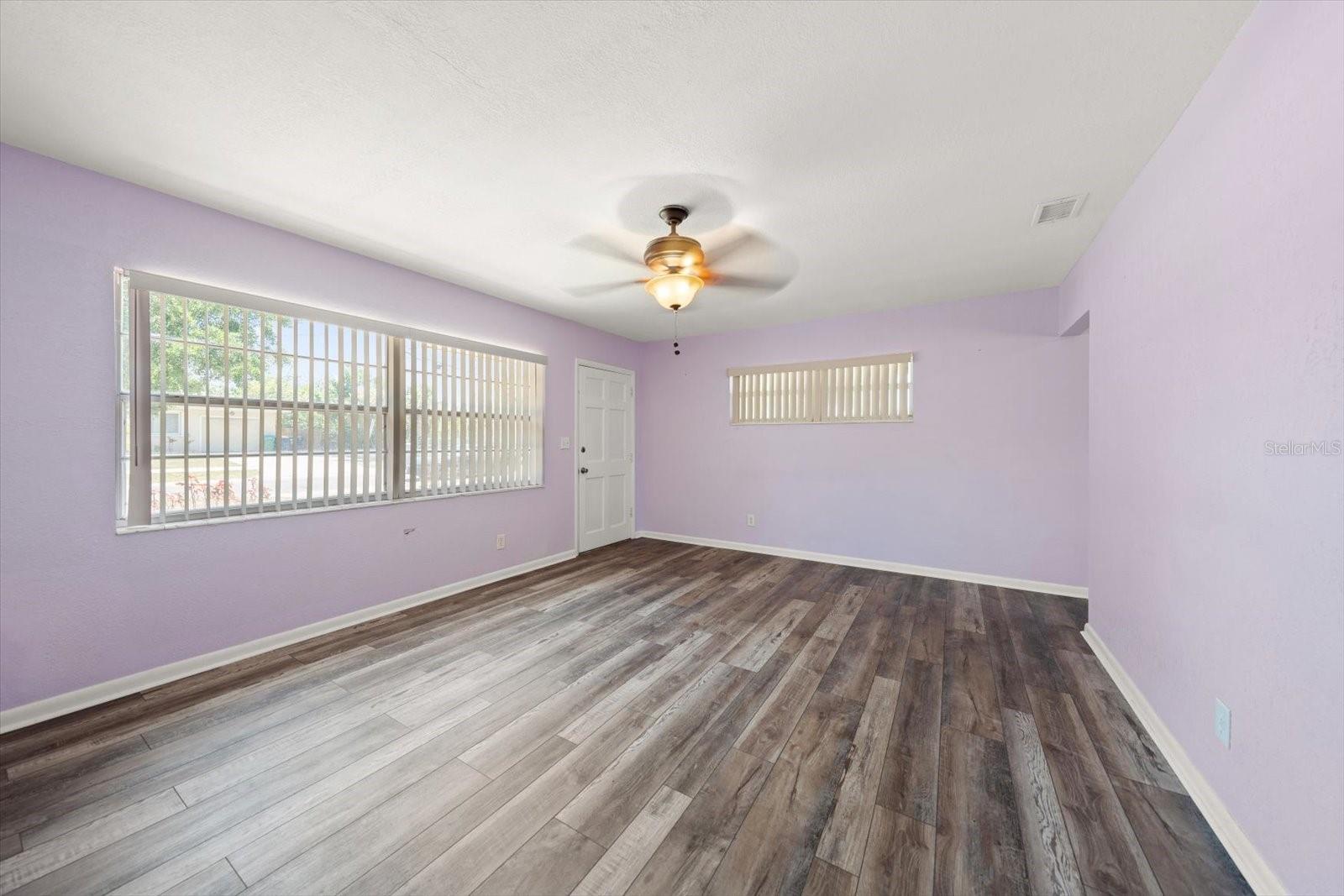 LAKE PEARL ESTATES - Residential