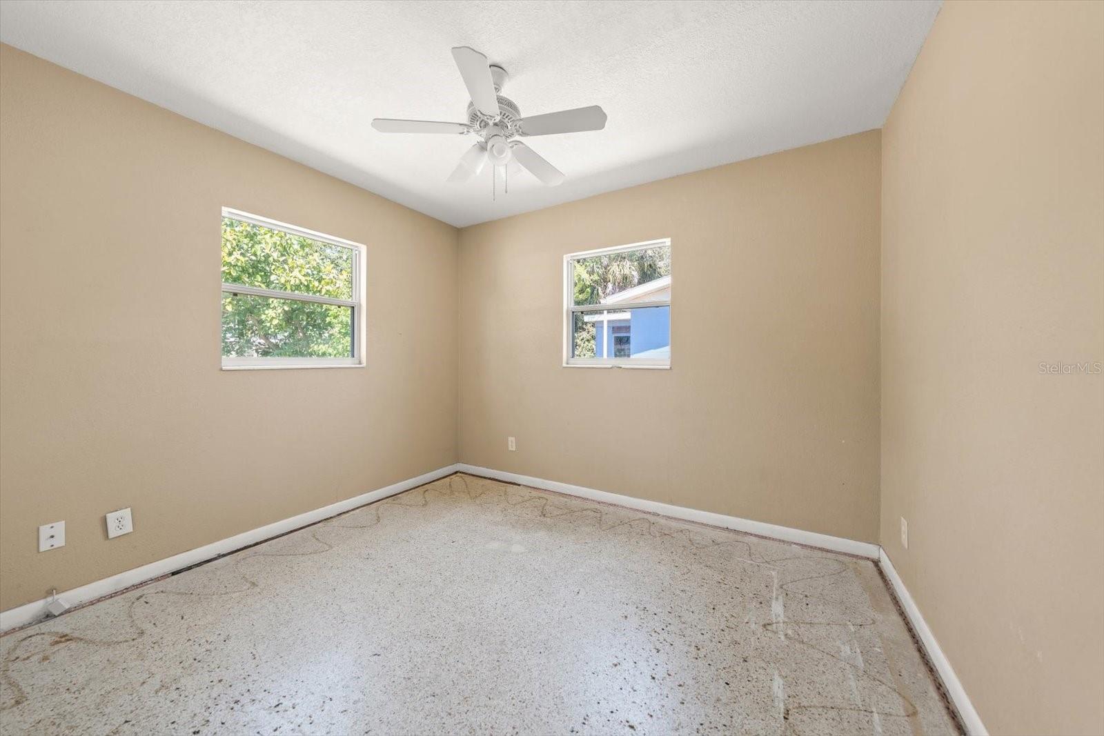 LAKE PEARL ESTATES - Residential