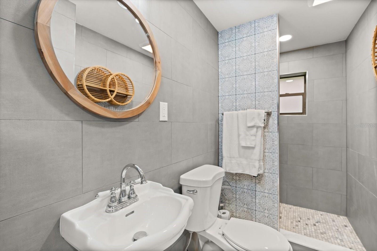 ASSESSORS SUB LOTS 3 & 5 VOLUSIA - Residential