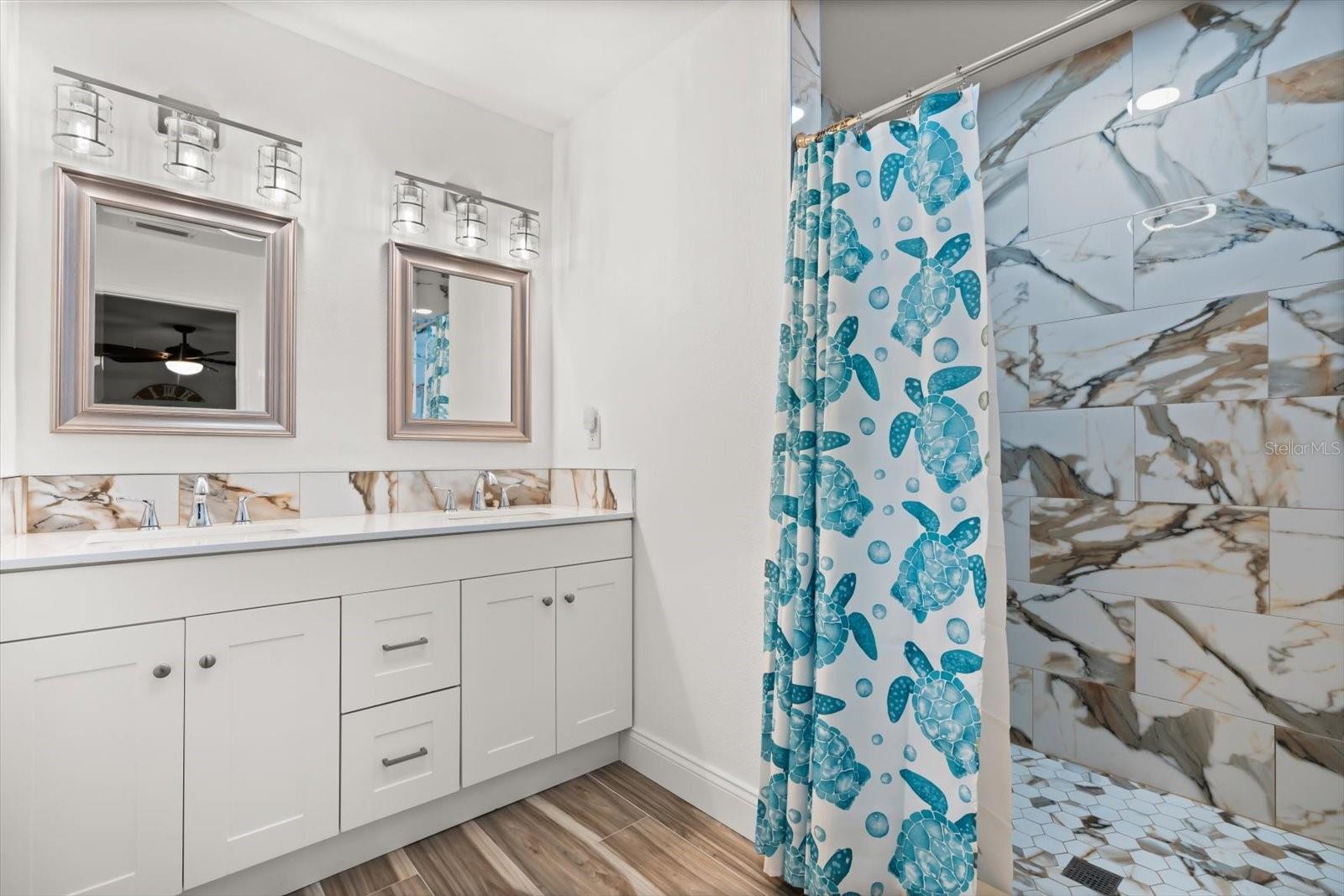 ASSESSORS SUB LOTS 3 & 5 VOLUSIA - Residential