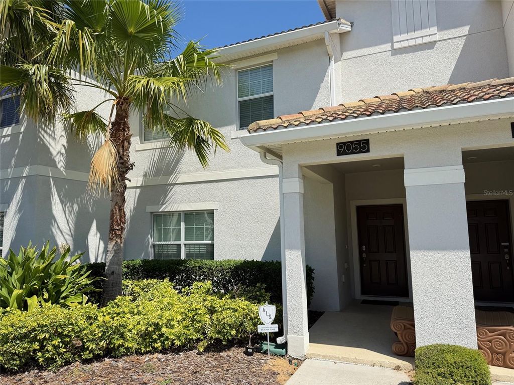 Photo of 9055 Dogleg Drive, Davenport, FL 33896 (MLS # S5125174)