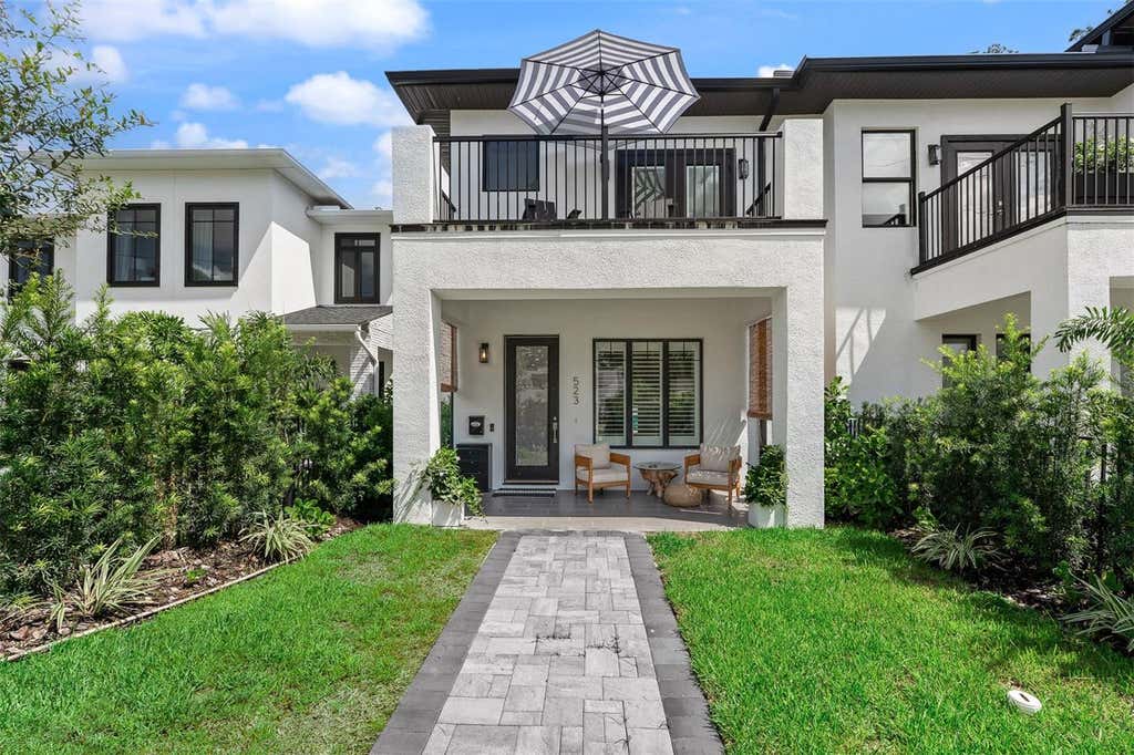 Photo of 523 W Princeton Street, Orlando, FL 32804 (MLS # O6433689)