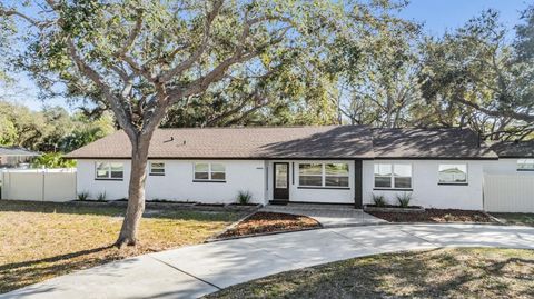 5744 150TH AVENUE N CLEARWATER FL 33760