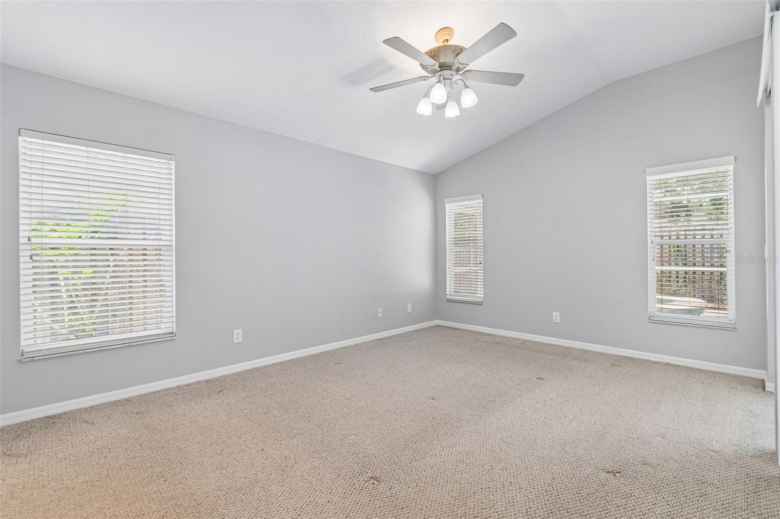 LUMSDEN POINTE PH 1 - Residential