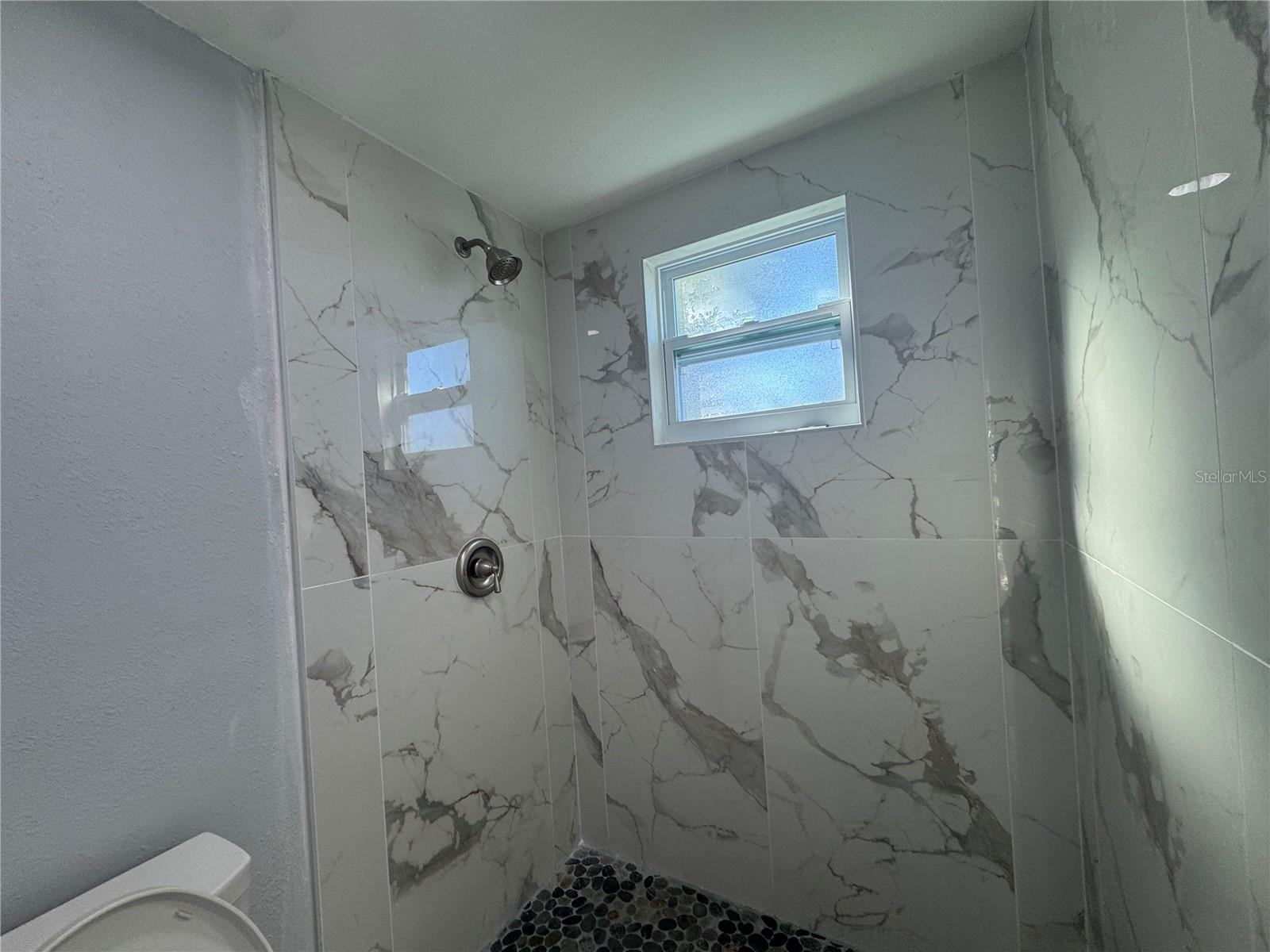 LEALMAN HIGHLANDS 2 - Residential Lease