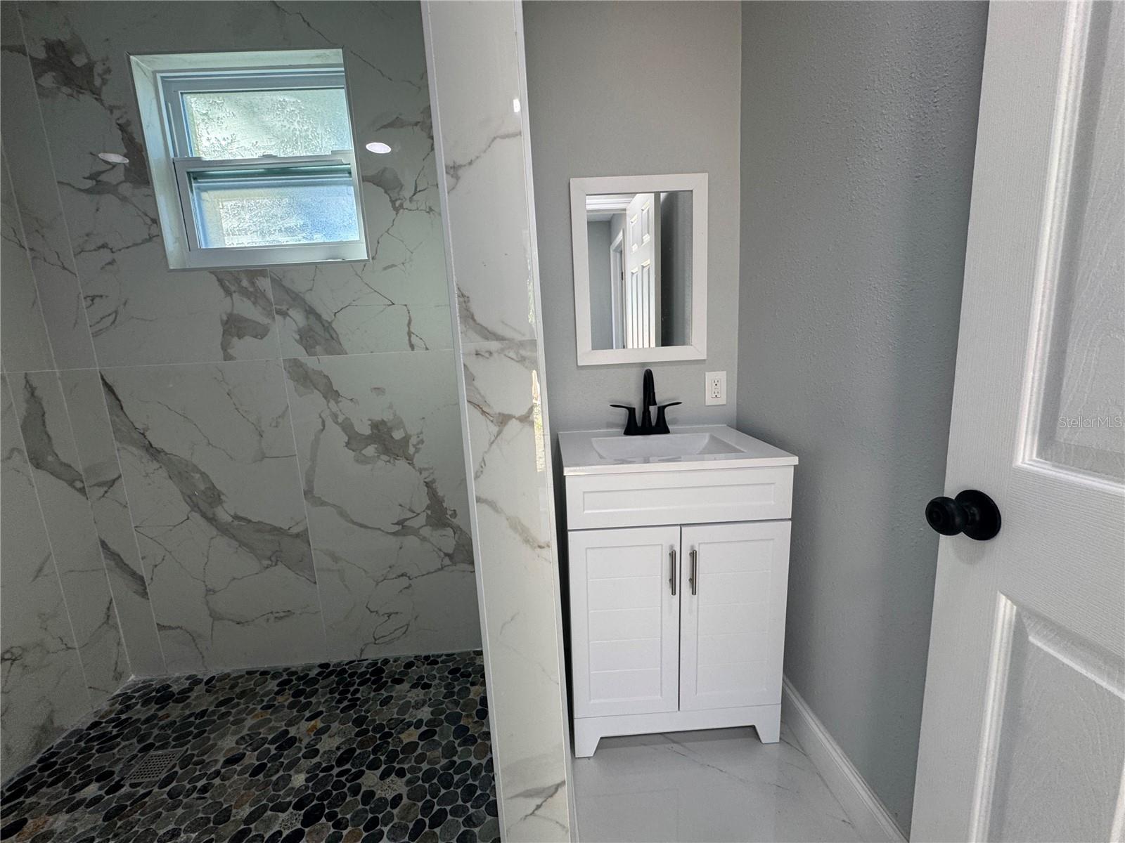 LEALMAN HIGHLANDS 2 - Residential Lease