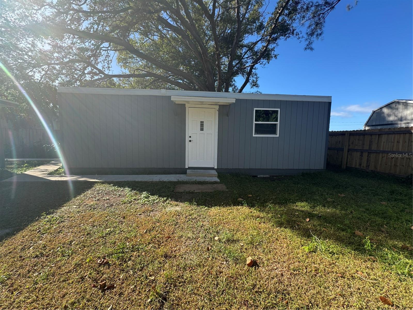 LEALMAN HIGHLANDS 2 - Residential Lease