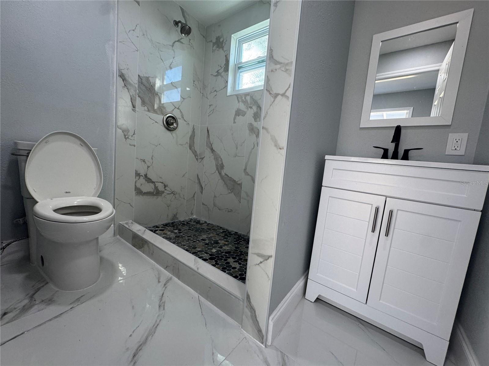 LEALMAN HIGHLANDS 2 - Residential Lease