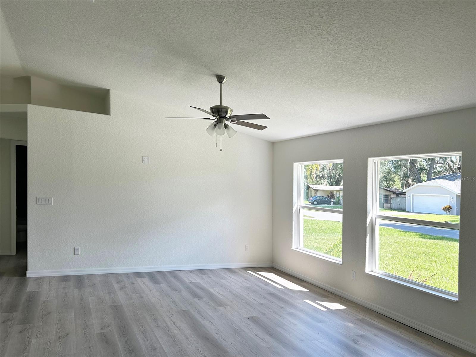 Florida Shores 01 - Residential