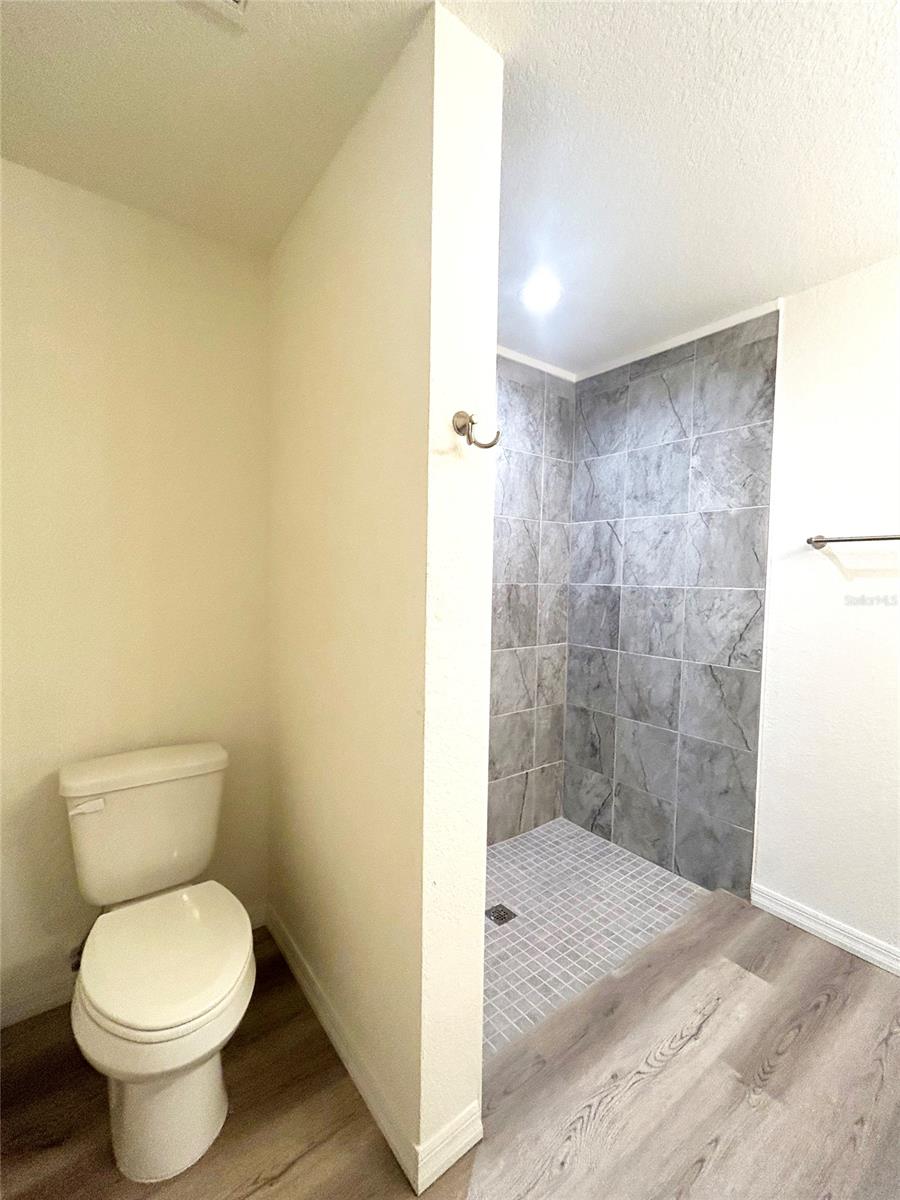 Florida Shores 01 - Residential