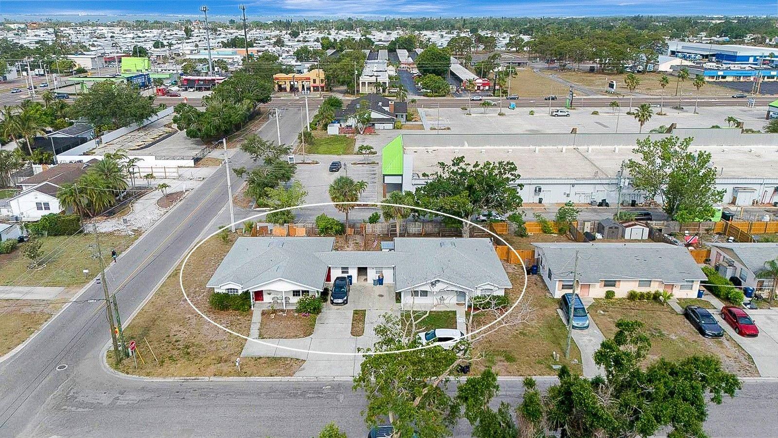6528/ 6530 12TH STREET W