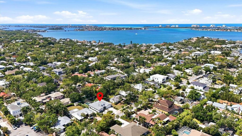 Photo of 1714 Waldemere Street, Sarasota, FL 34239 (MLS # A4688029)