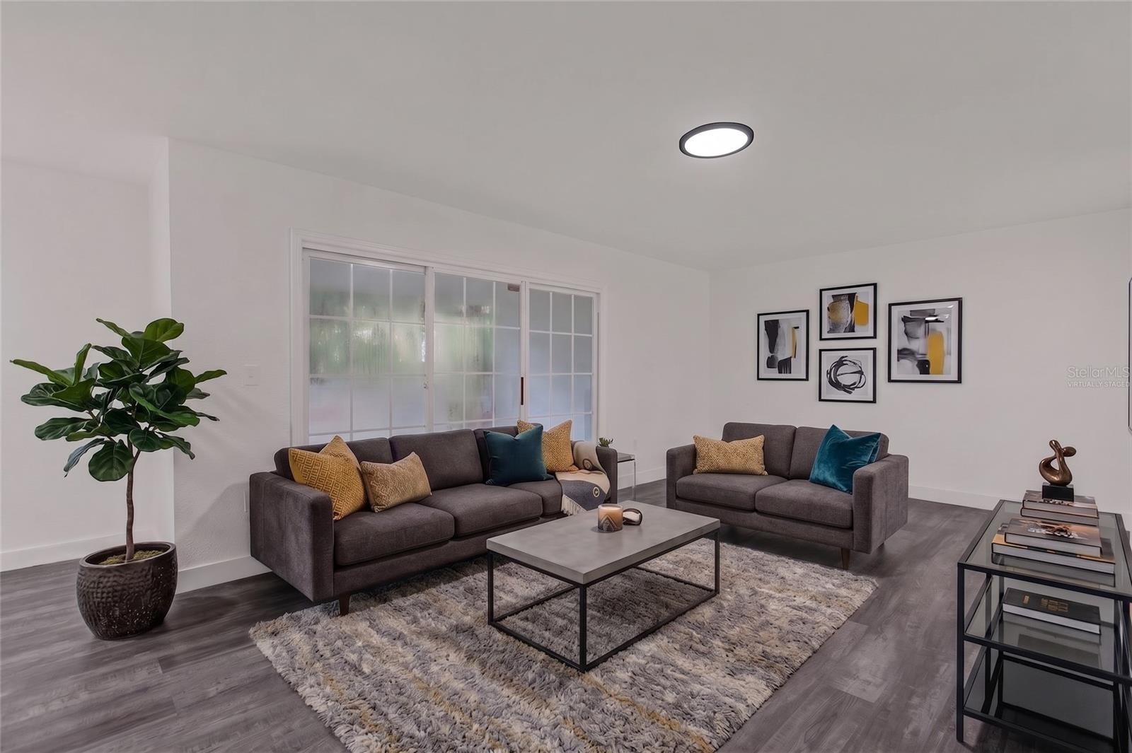 3987 VERSAILLES DRIVE 3987F