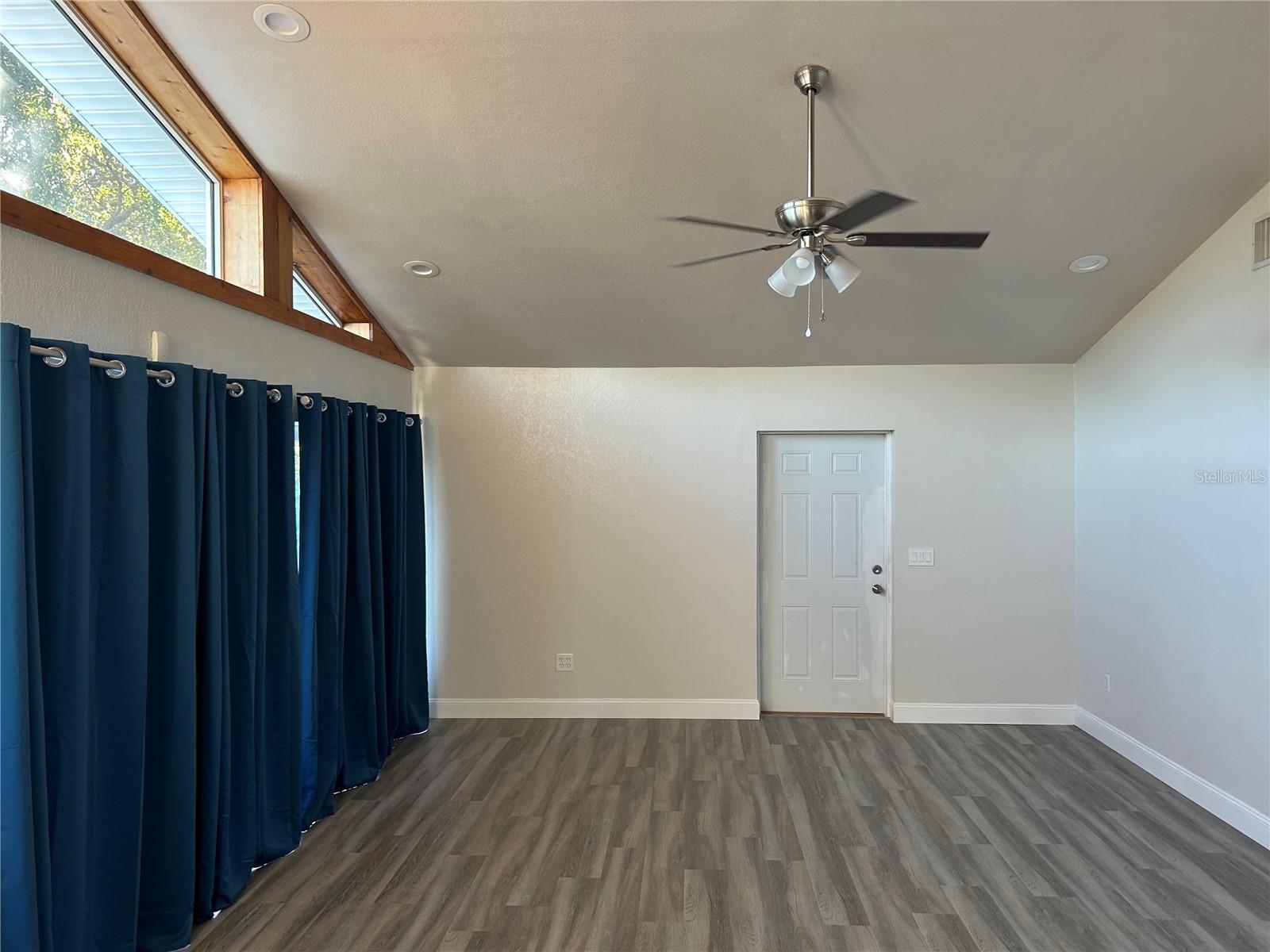 FAIRLAWN PARK - Residential