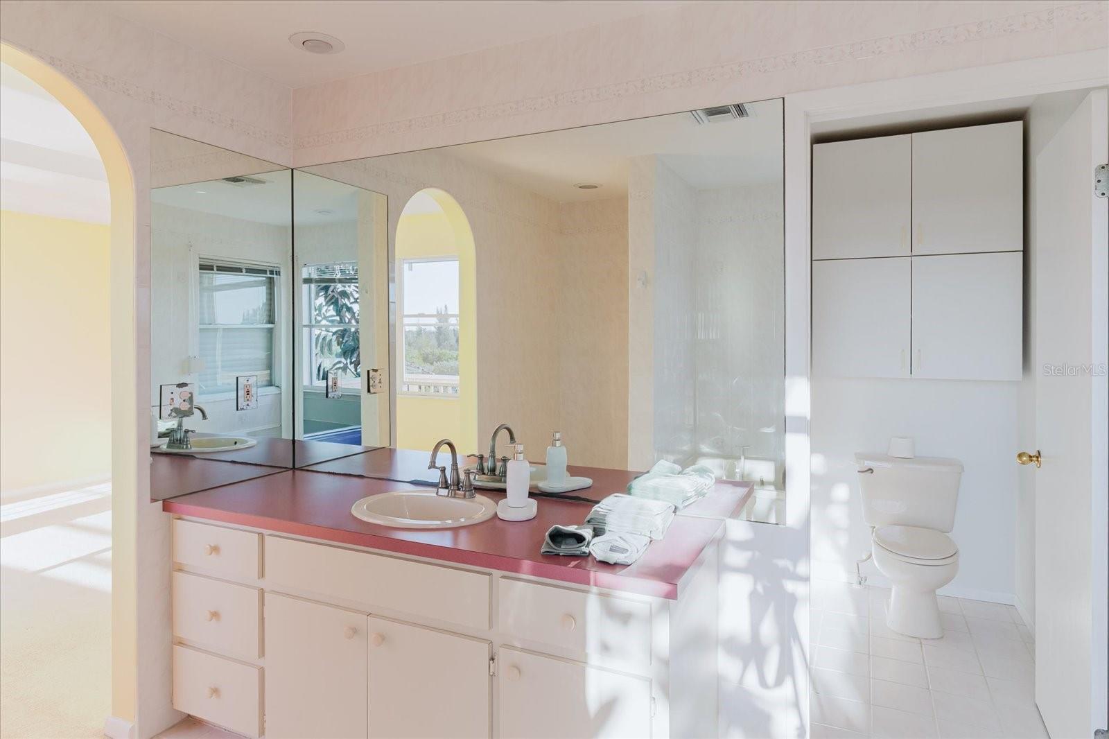 LEISURE BEACH - Residential