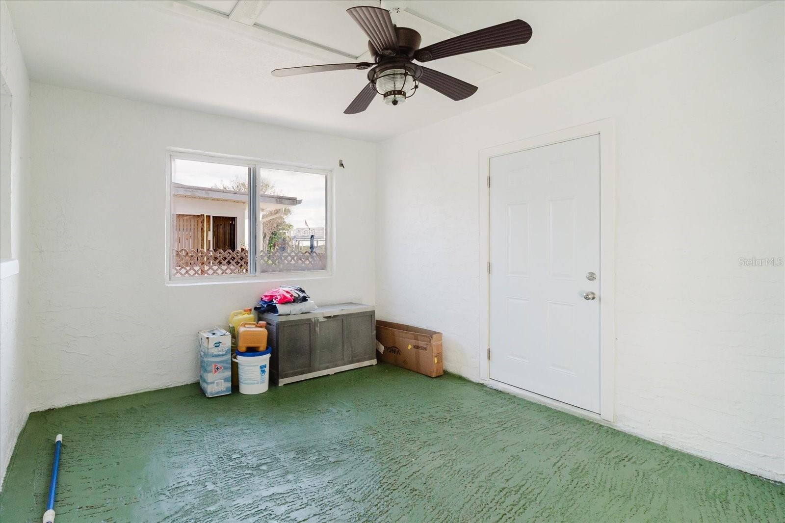 LEISURE BEACH - Residential