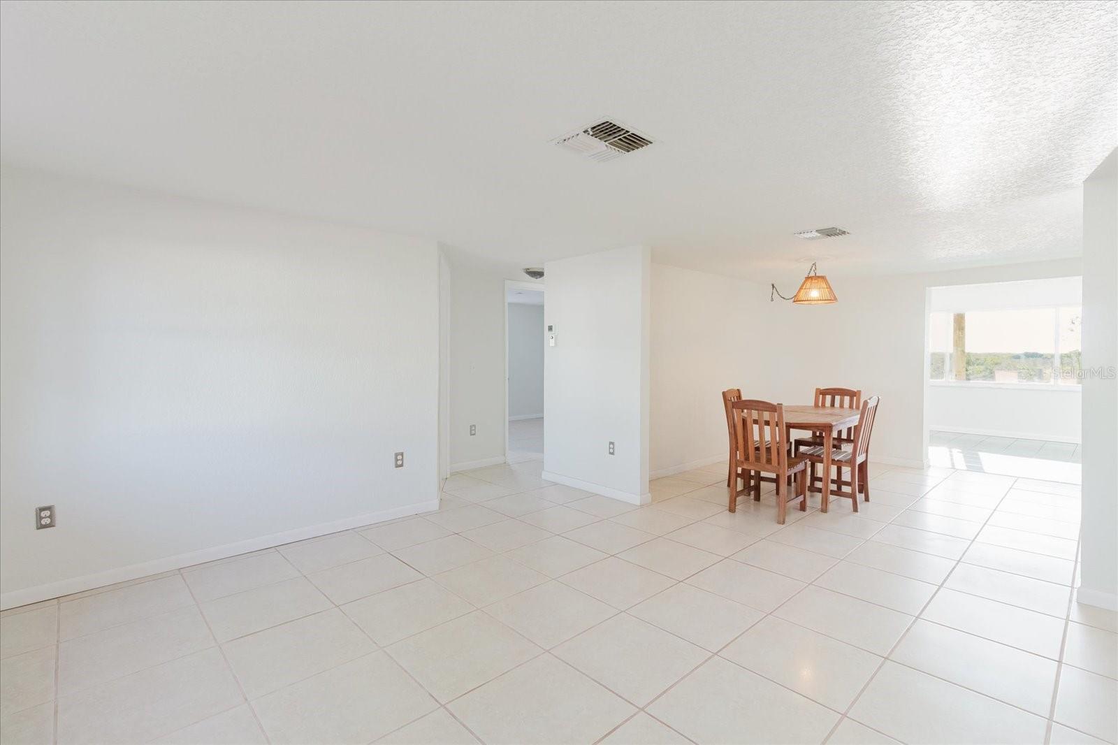 LEISURE BEACH - Residential