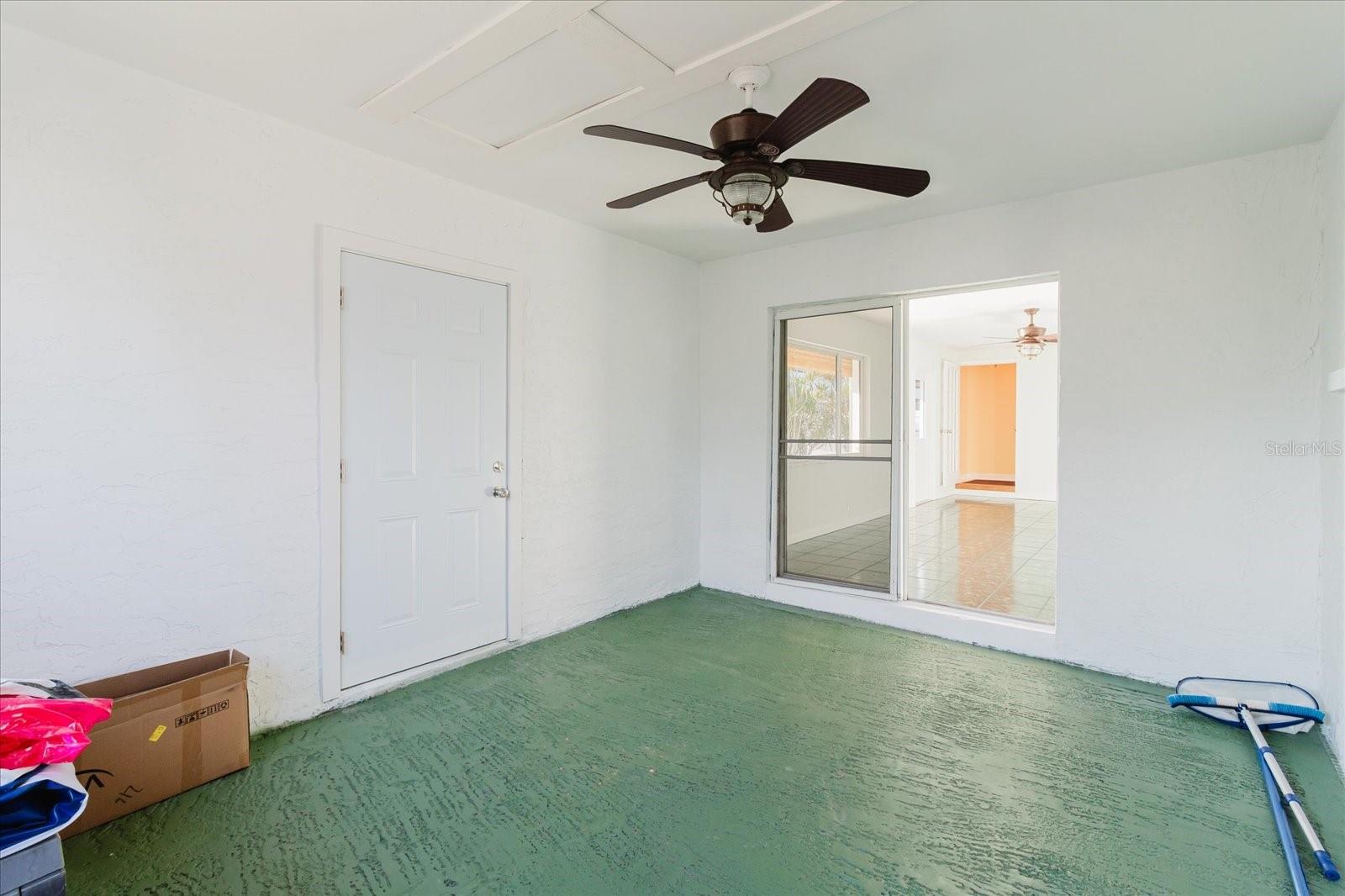 LEISURE BEACH - Residential