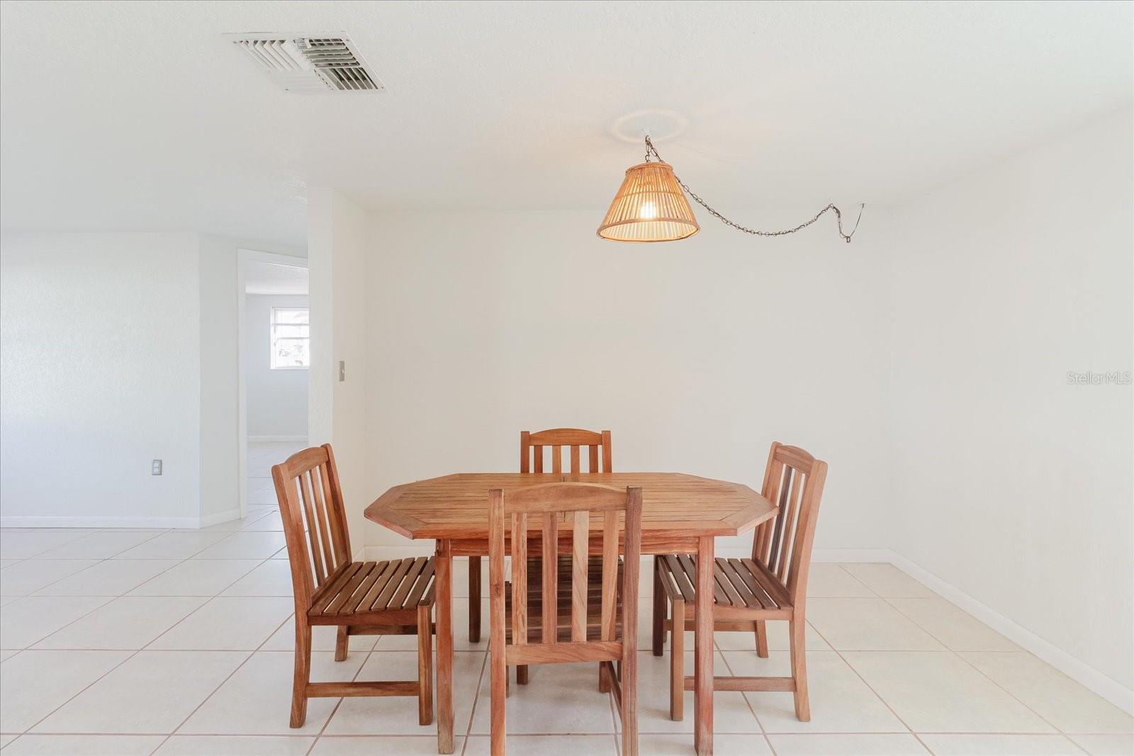 LEISURE BEACH - Residential