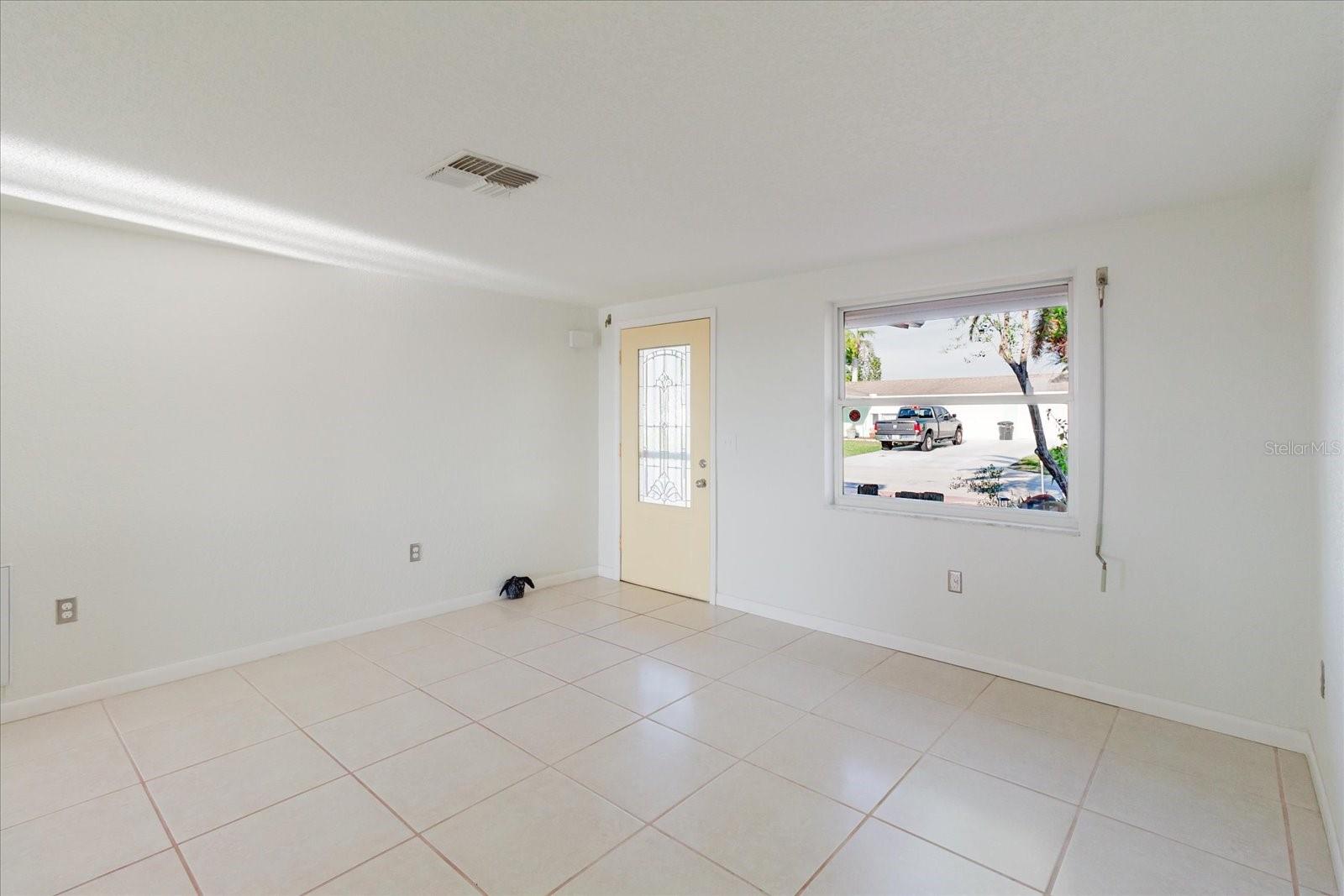 LEISURE BEACH - Residential