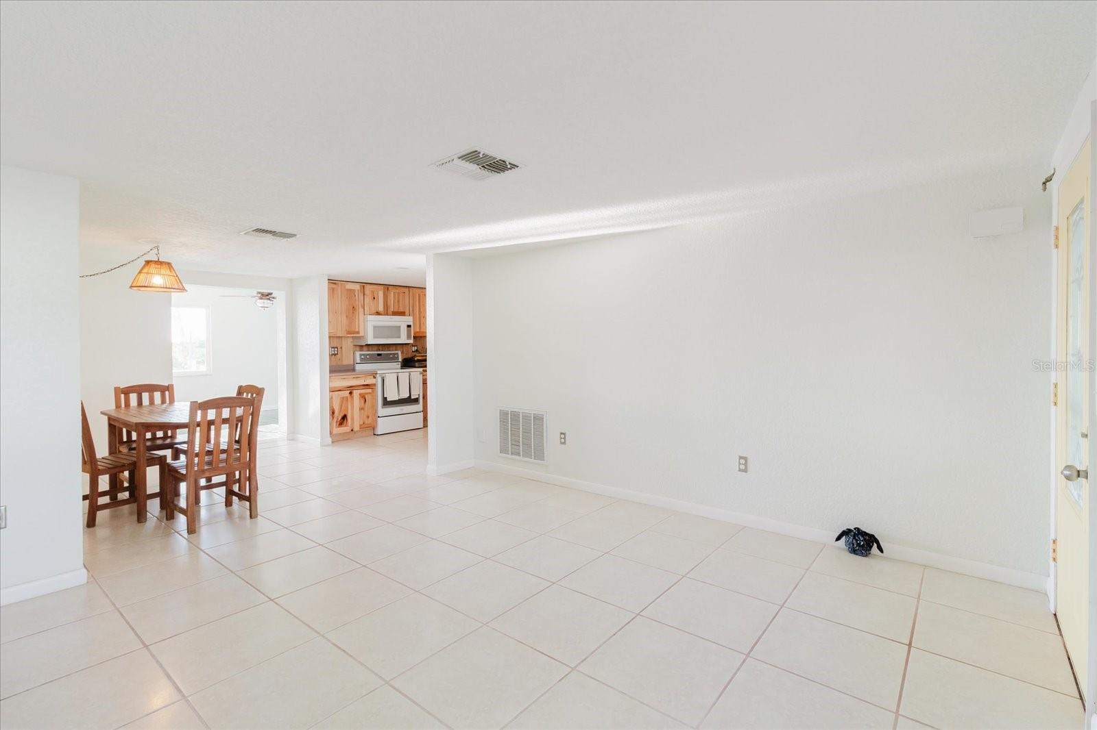 LEISURE BEACH - Residential