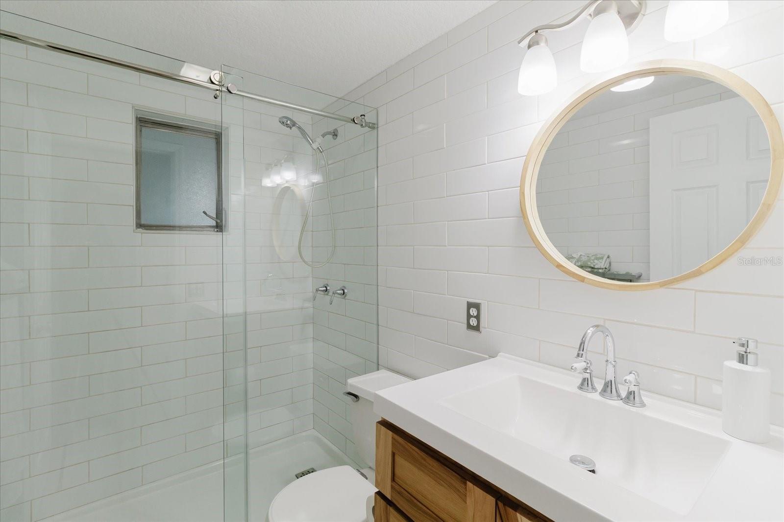 LEISURE BEACH - Residential