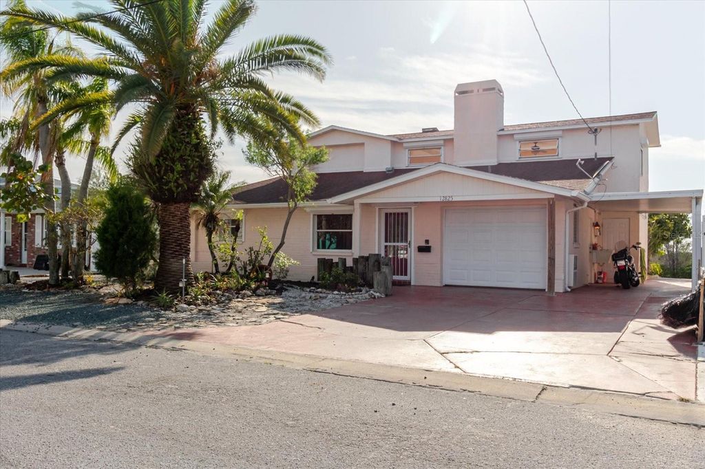 Photo of 12825 5th Isle, Hudson, FL 34667 (MLS # TB8488906)