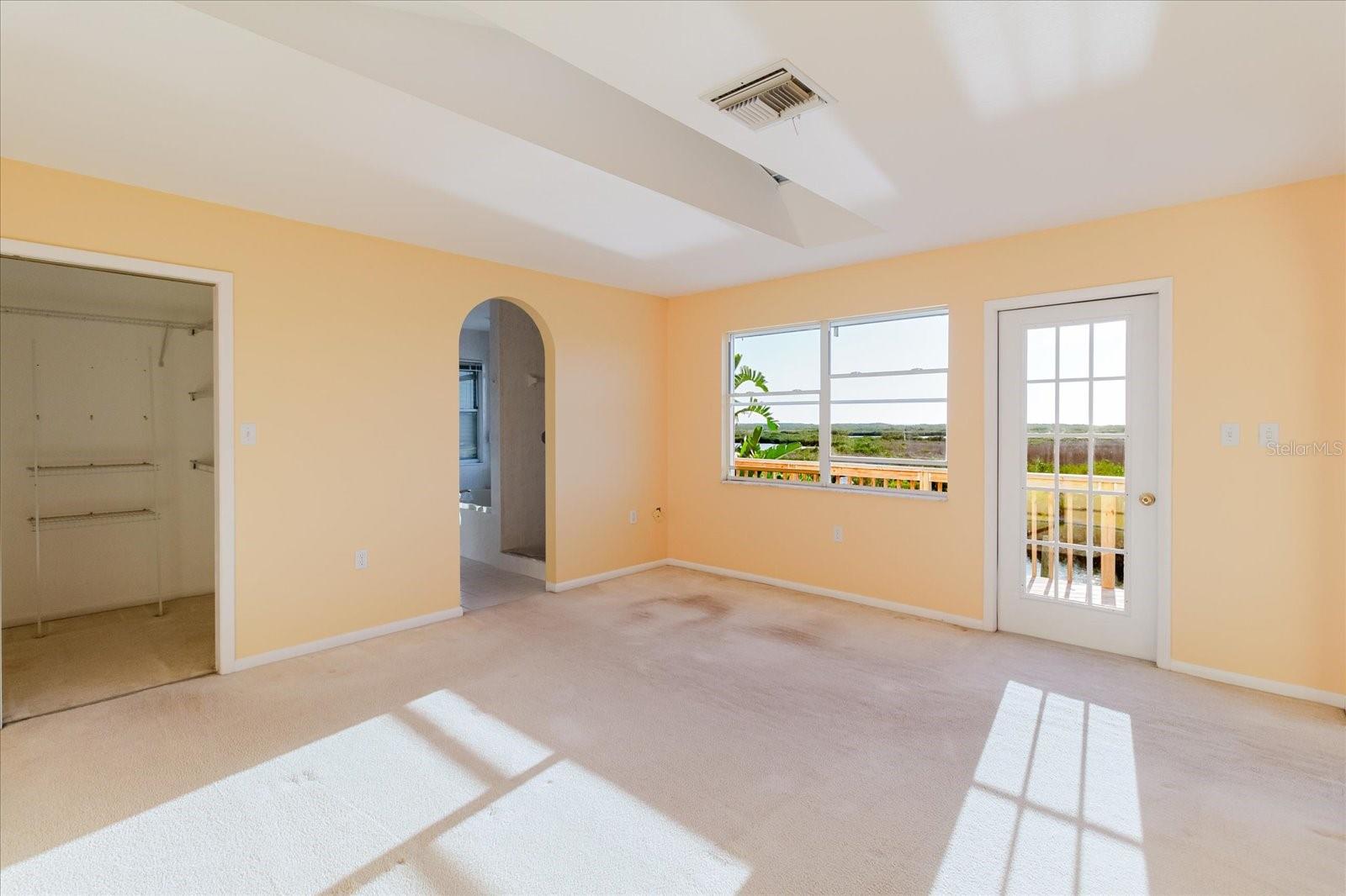 LEISURE BEACH - Residential