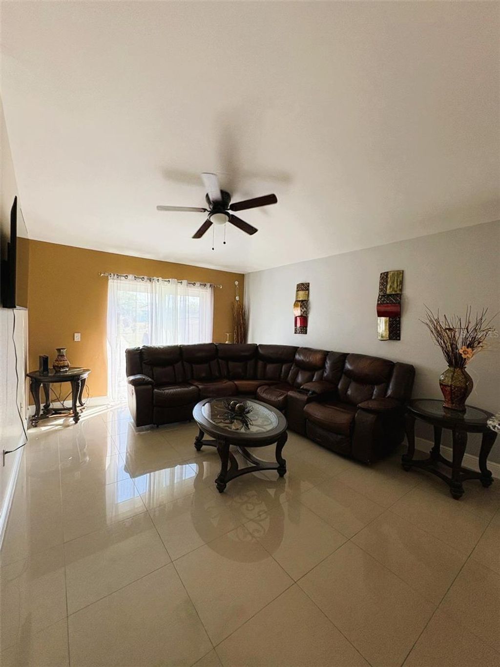 Photo of Kissimmee, FL 34758 (MLS # S5149145)