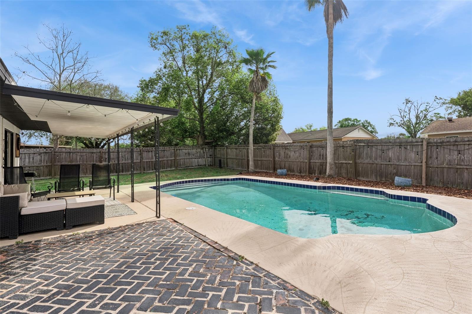 LAKE SEARCY SHORES - Residential