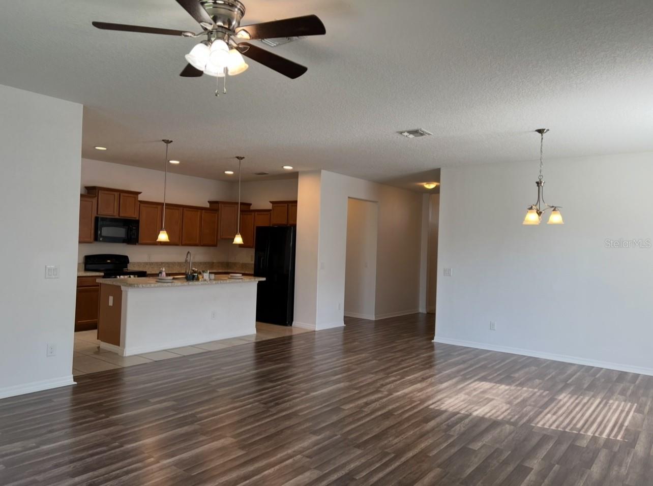 2735 CARRICKTON CIRCLE