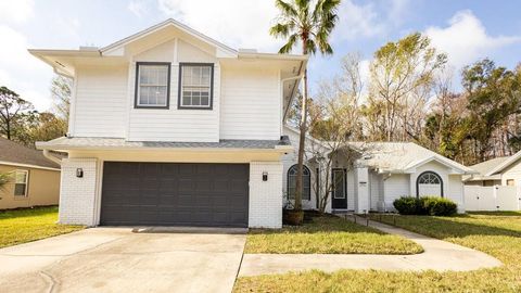 A home in LAKE MARY