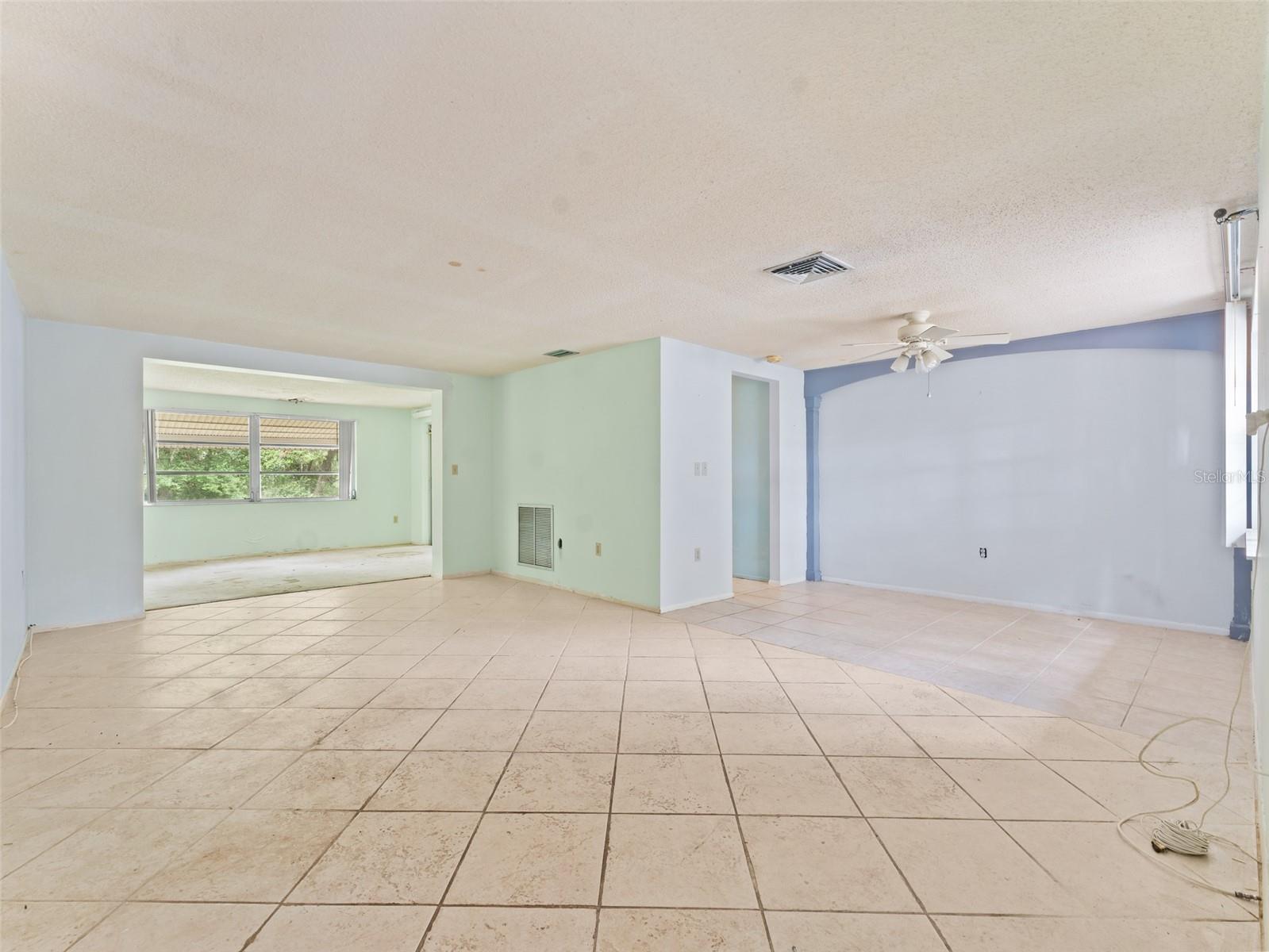 BEACON WOODS VILLAGE - Residential