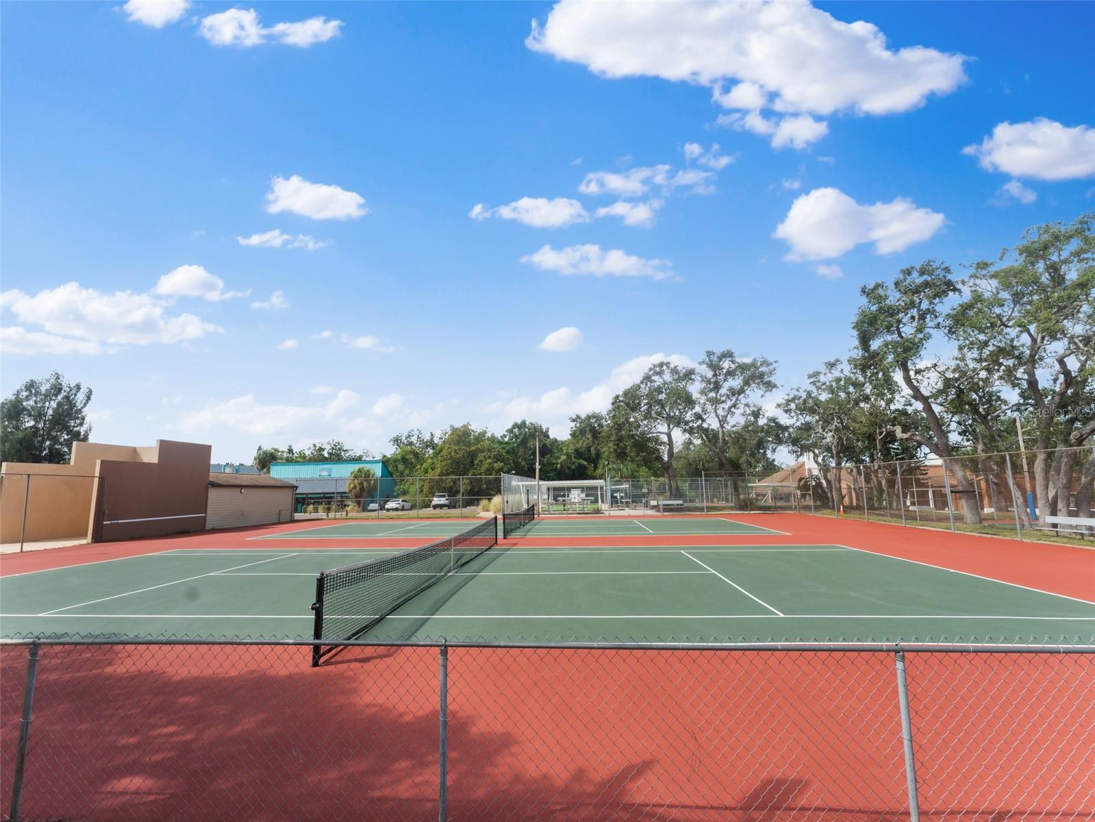 BEACON WOODS VILLAGE - Residential