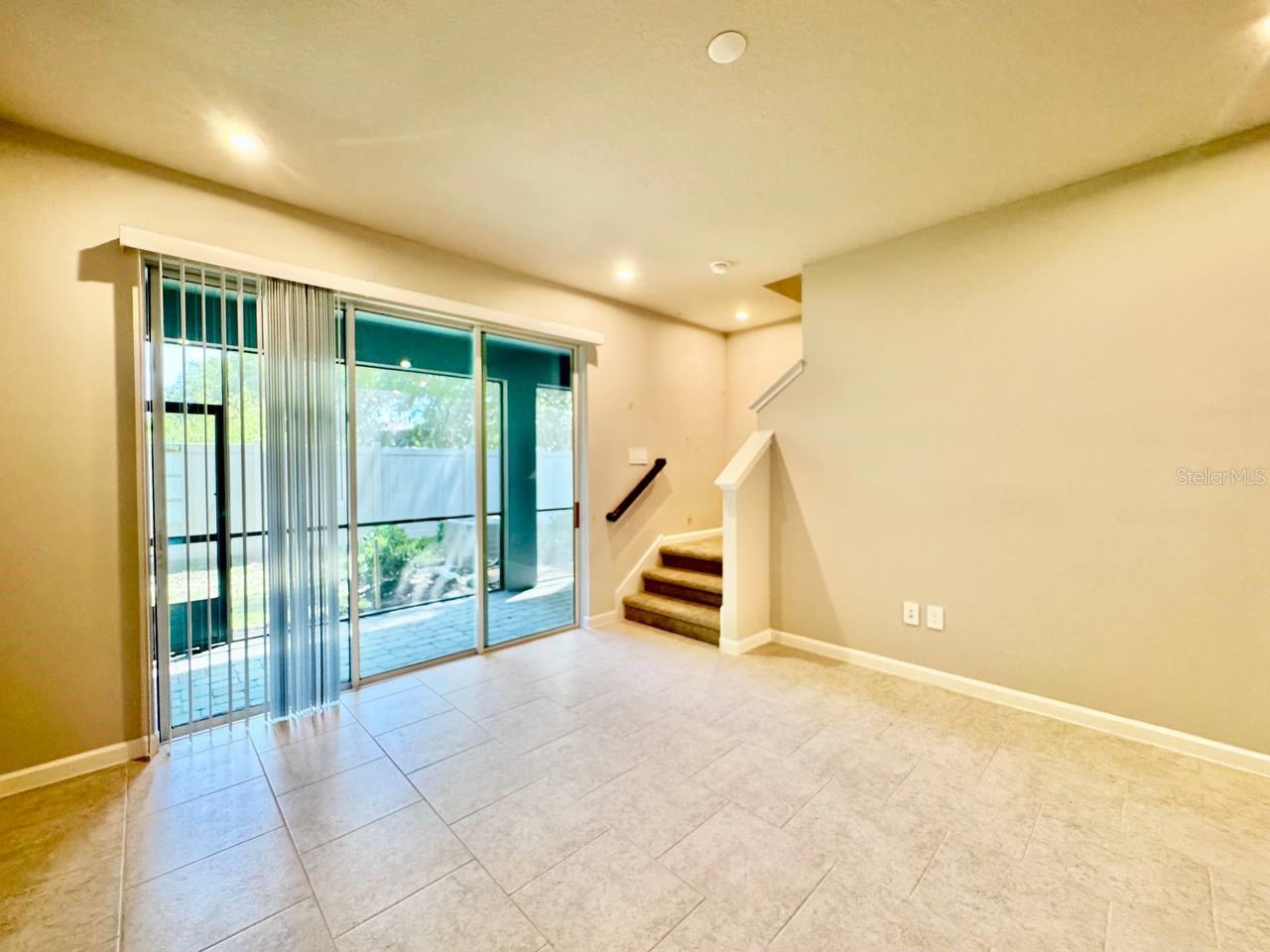 BLOOMINGDALE TOWNES - Residential Lease