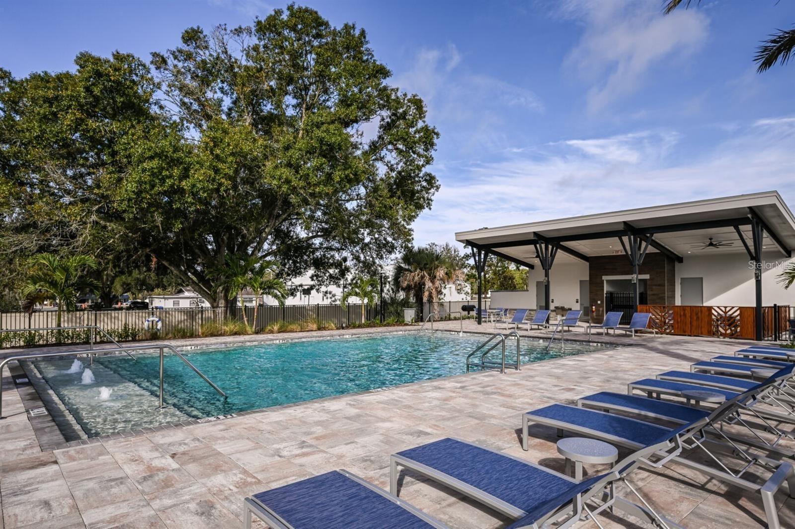 BLOOMINGDALE TOWNES - Residential Lease