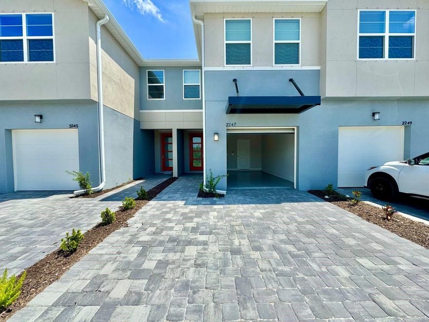 Welcome to this like-new, beautiful 3-bedroom, 2.5-bathroom townhome located in the highly desirable Bloomingdale Townhomes. This pristine home features a spacious one-car garage and a modern, open-concept floor plan thats perfect for comfortable living and entertaining. Downstairs boasts elegant ceramic tile flooring, while the upstairs offers cozy plush carpeting.
The chef-inspired kitchen includes stainless steel appliances, granite countertops, and a large center island ideal for meal prep and casual dining. The bright and airy living space flows effortlessly into a screened-in lanai, perfect for relaxing or hosting guests. Upstairs, the primary suite offers a luxurious retreat with a walk-in closet, dual sinks, and a walk-in shower. For your convenience, a washer and dryer are included. Residents enjoy top-notch community amenities such as a gated entrance and a sparkling community pool. Dont miss your chance to live in this exceptional home in one of Brandons most sought-after communities! In addition to the advertised base rent, all residents are enrolled in the Resident Benefits Package RBP for $50.00/month, which includes HVAC air filter delivery, credit building to help boost your credit score with timely rent payments, utility concierge service making utility connections a breeze during your move-in, and much more! More details upon application. Pets welcome! Sewer, water, trash, and lawn care are included in the rent. Occupied and available 06/25/2026!