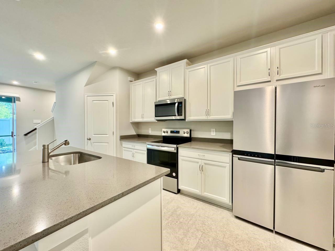 BLOOMINGDALE TOWNES - Residential Lease
