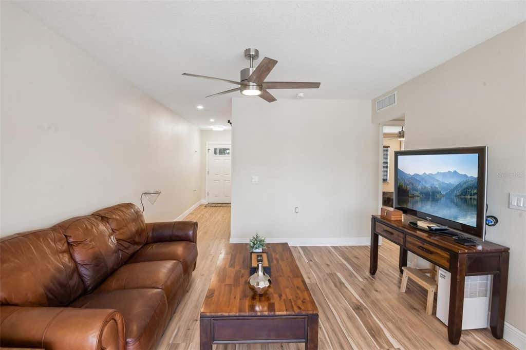Photo of 609 Westwinds Drive #4, Palm Harbor, FL 34683 (MLS # TB8535389)