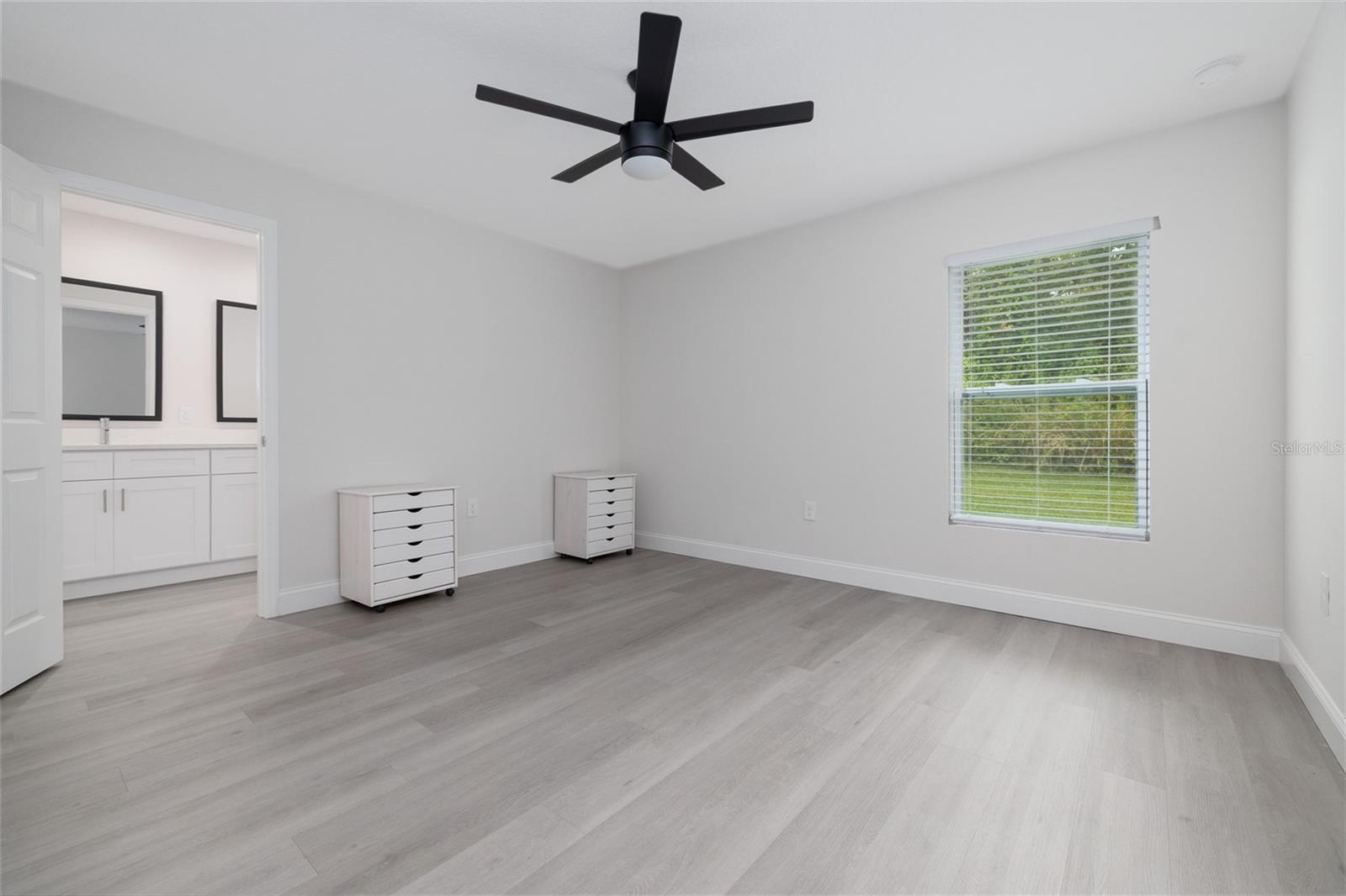 WEST HIGHLANDS - Residential