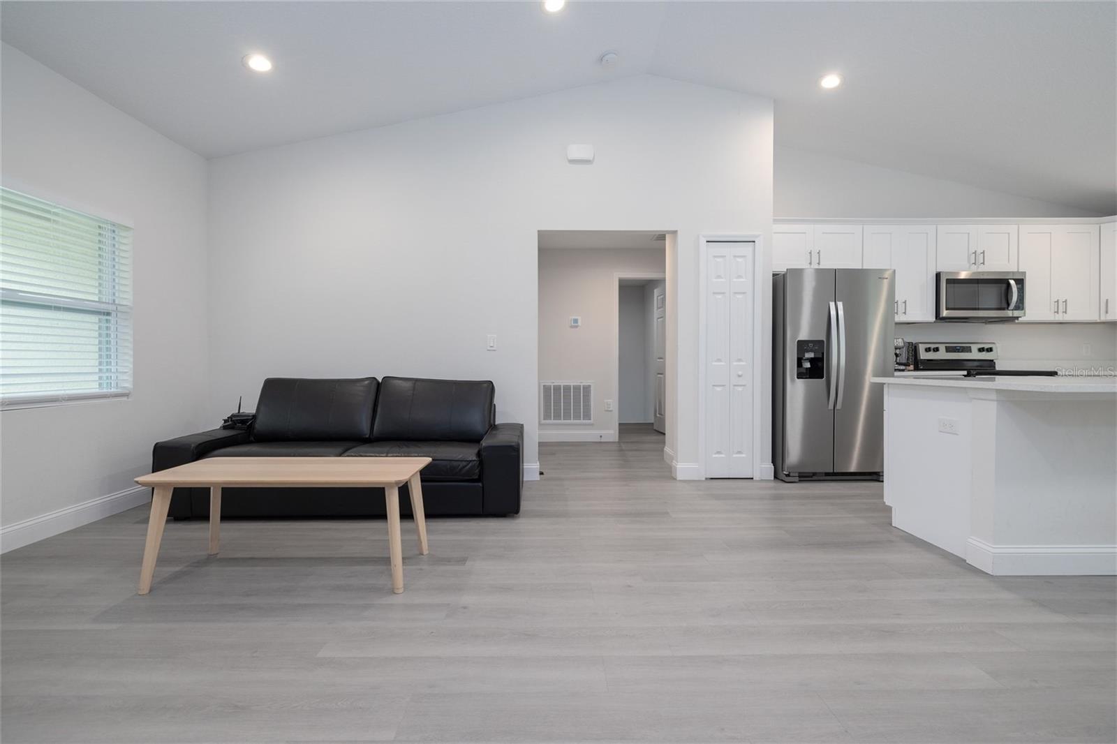 WEST HIGHLANDS - Residential