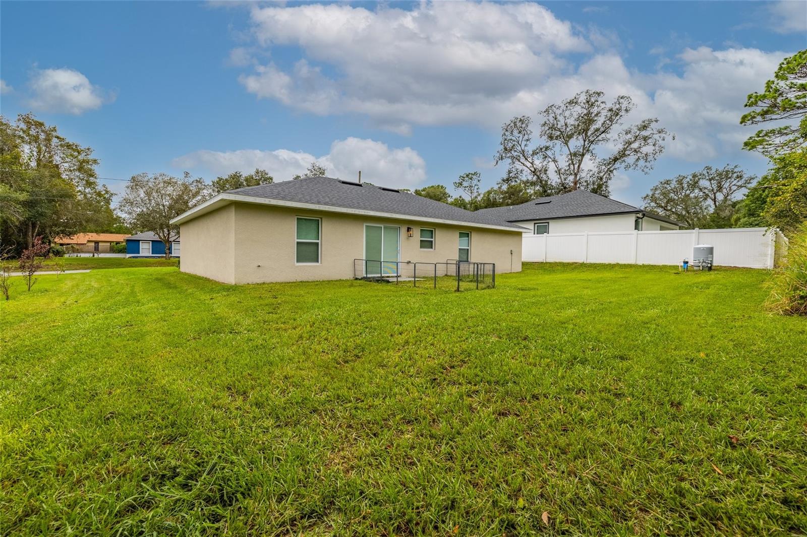 WEST HIGHLANDS - Residential