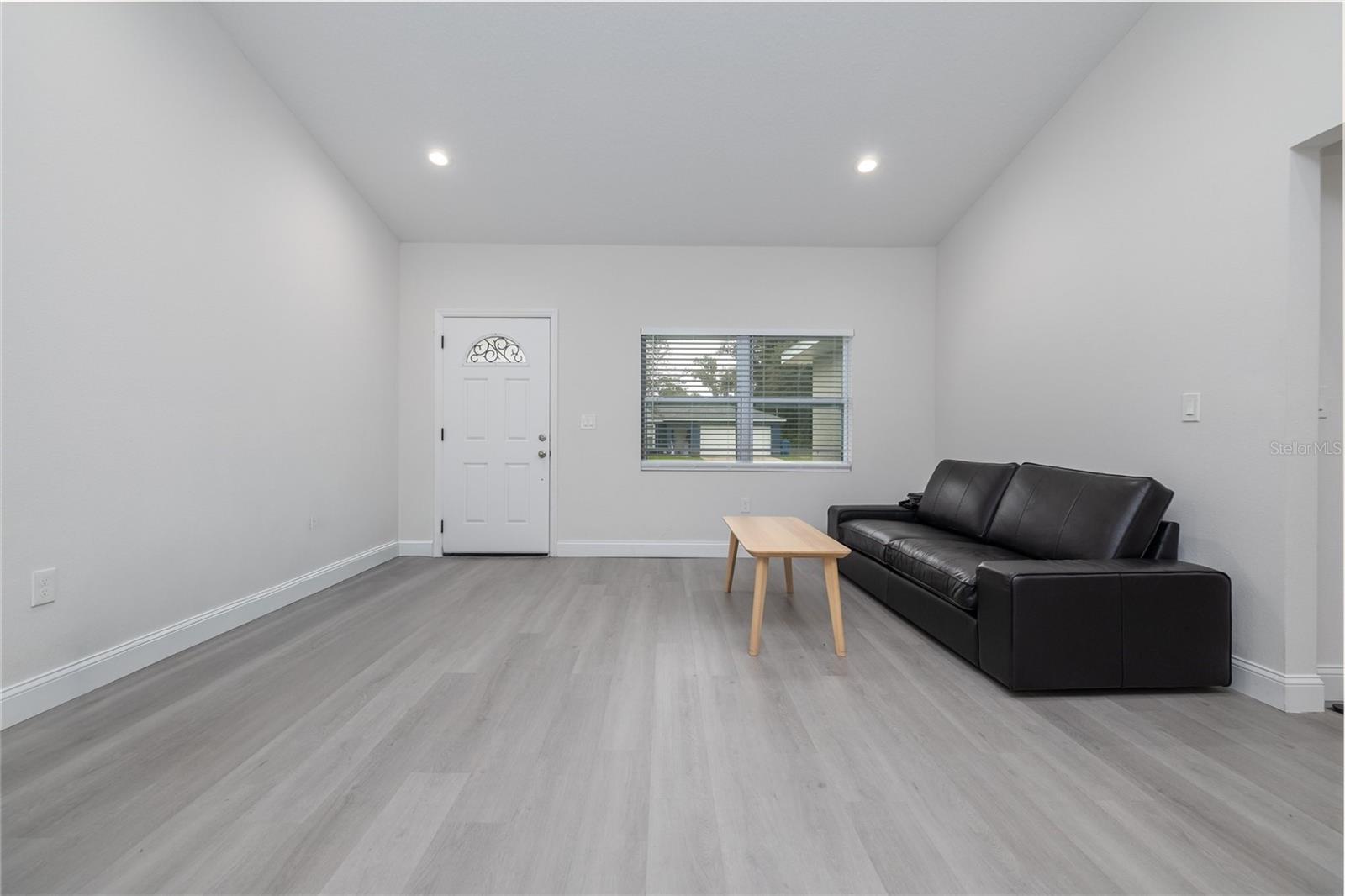 WEST HIGHLANDS - Residential