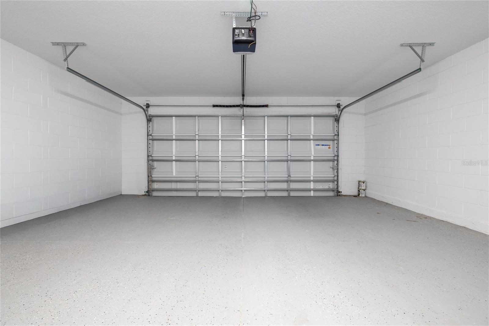 WEST HIGHLANDS - Residential