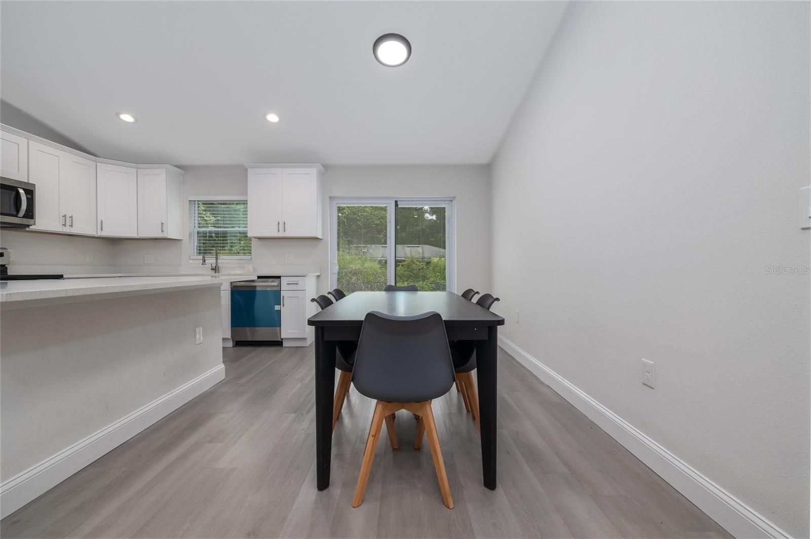 WEST HIGHLANDS - Residential