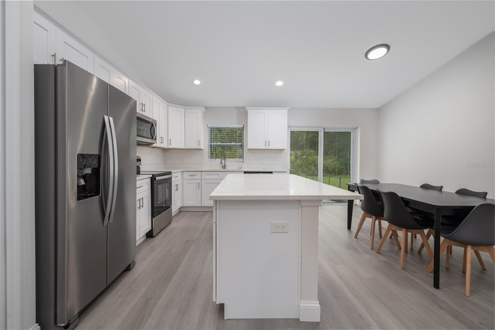 WEST HIGHLANDS - Residential