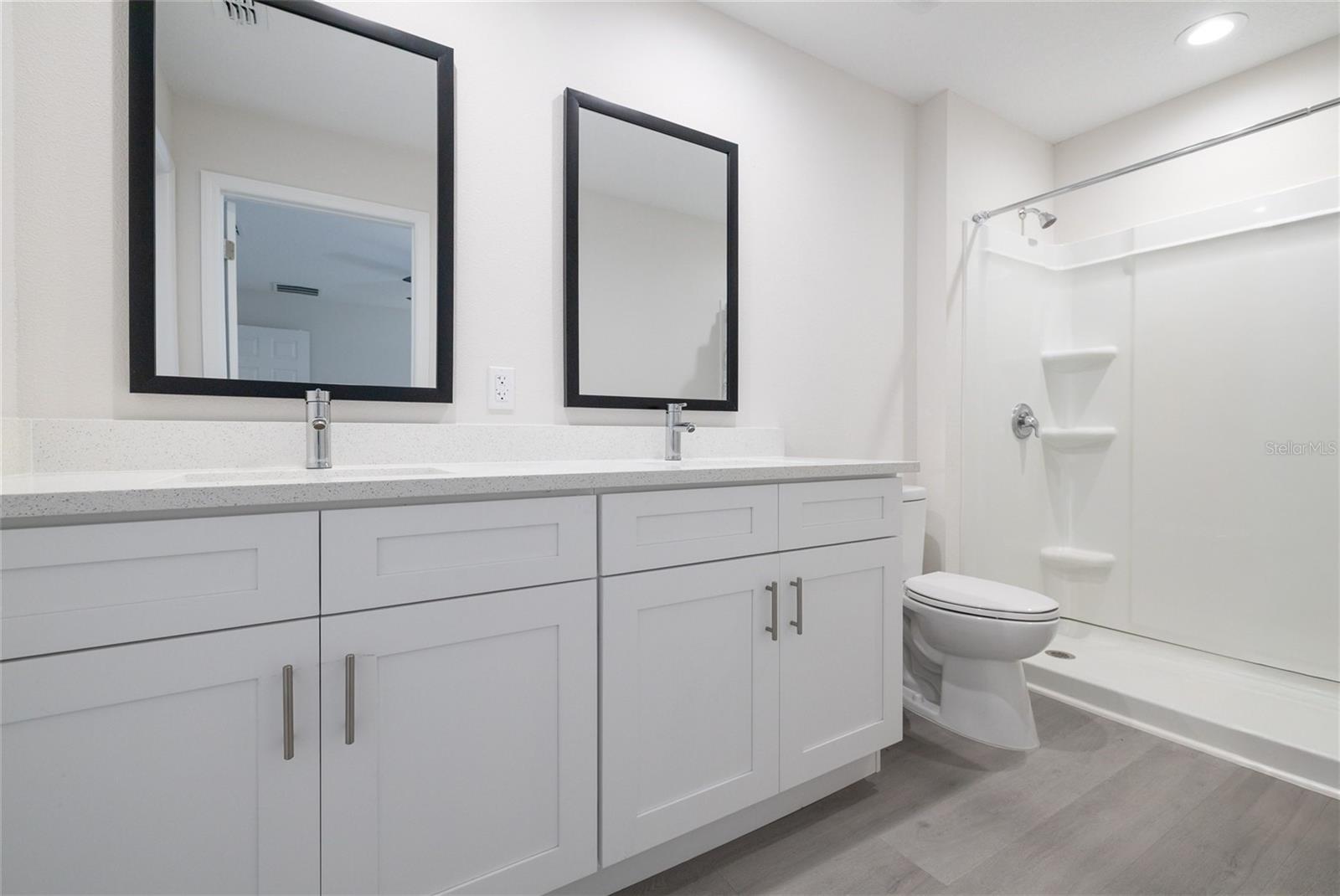 WEST HIGHLANDS - Residential