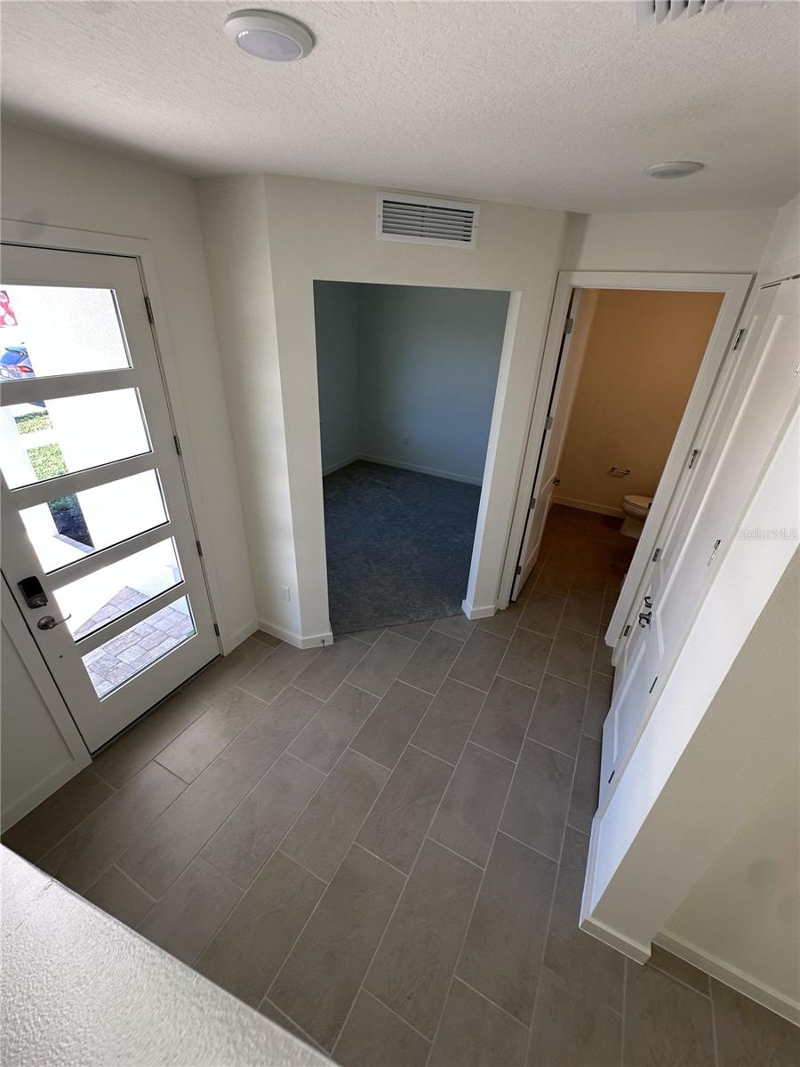 TRINITY PLACE PH 1 - Residential Lease