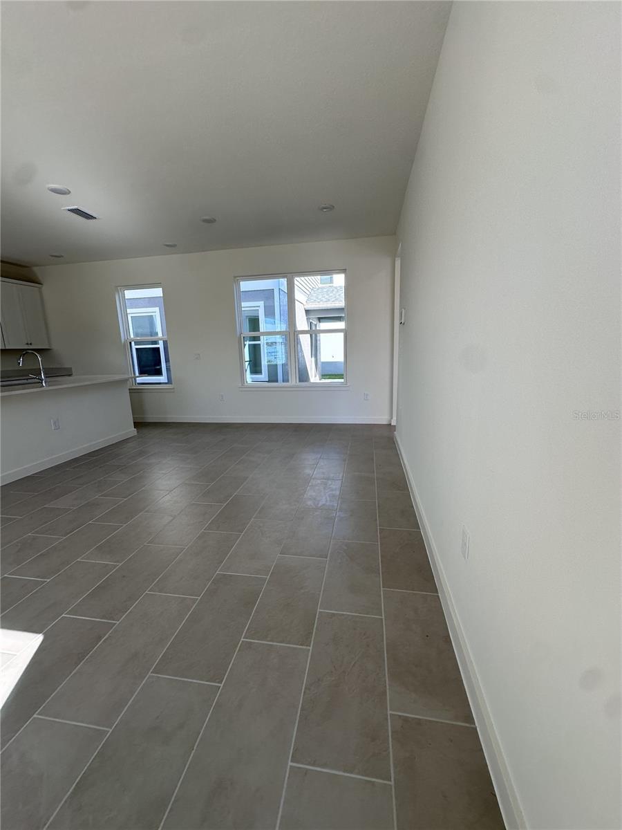 TRINITY PLACE PH 1 - Residential Lease