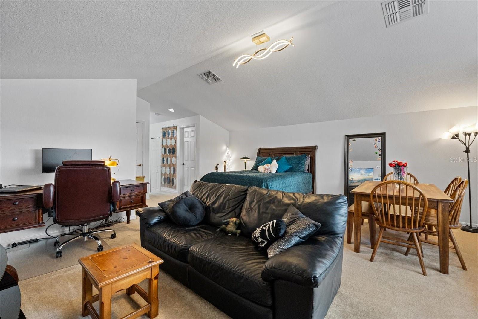 LAKESIDE PRESERVE - Residential